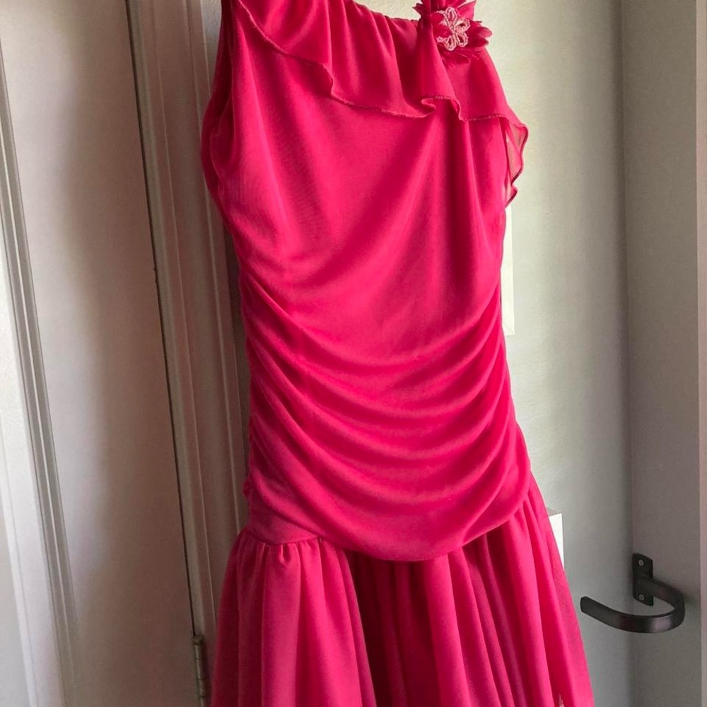 Pink Y2K mini dress 🩷✨